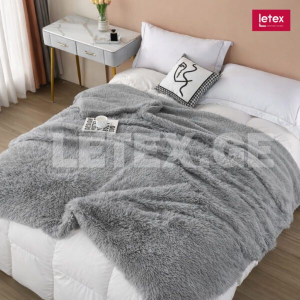 გრძელბეწვიანი გადასაფარებელი