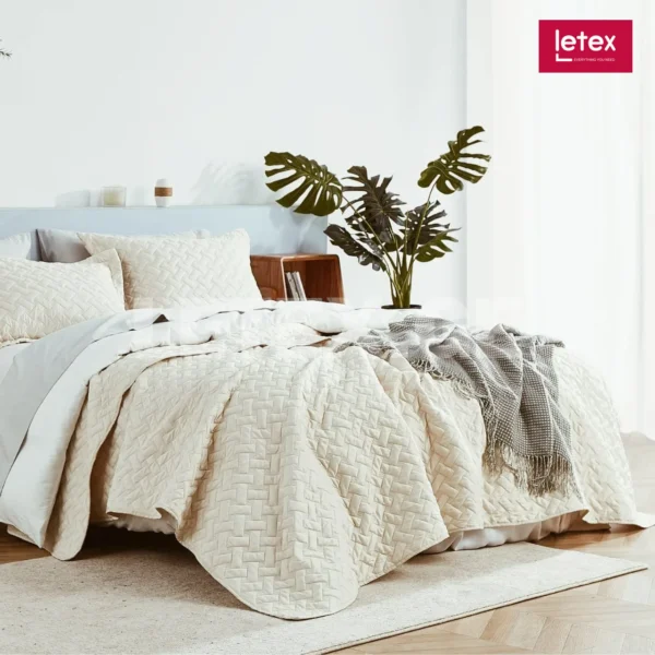 ME&WE ბარხატის გადასაფარებელი