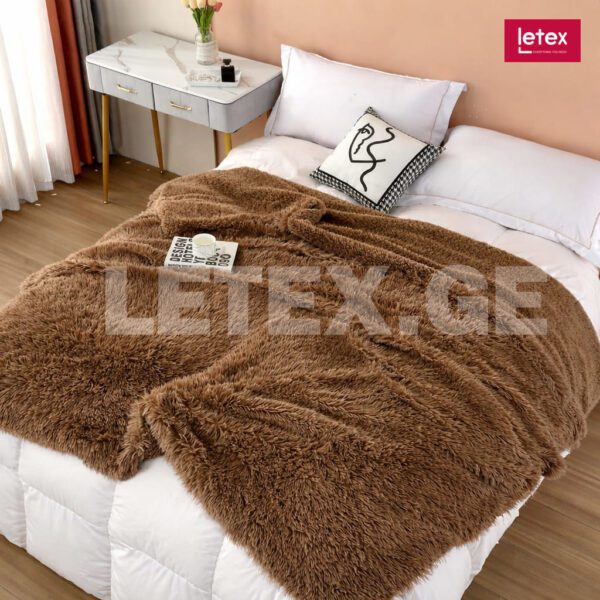 გრძელბეწვიანი გადასაფარებელი