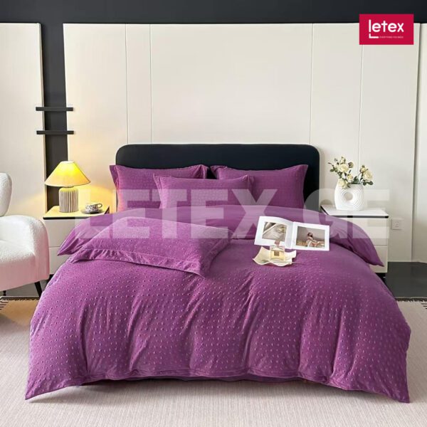 ფულეს თეთრეული საბნით