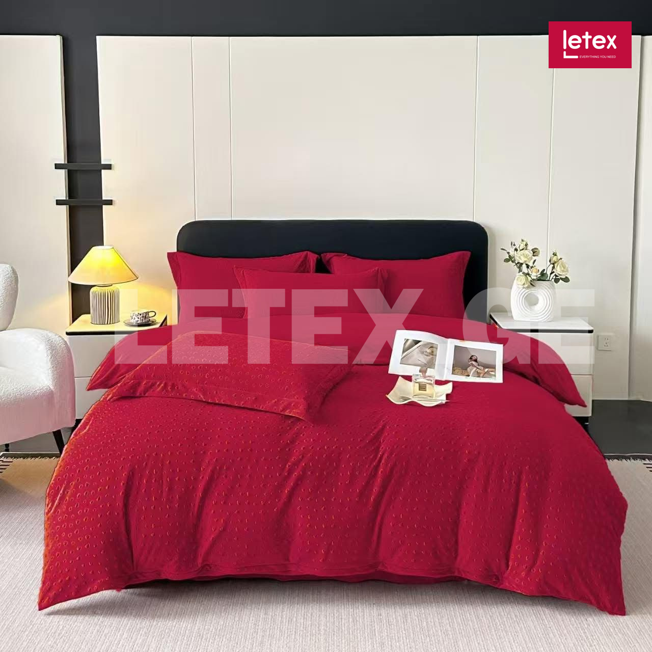 ფულეს თეთრეული საბნით ფულეს თეთრეული საბნით