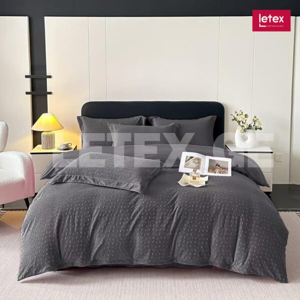 ფულეს თეთრეული საბნით