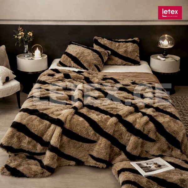 ფულეს გადასაფარებელი ბეწვის ზედაპირით