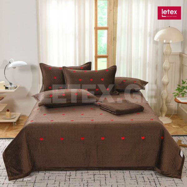 ხავერდის გადასაფარებელი